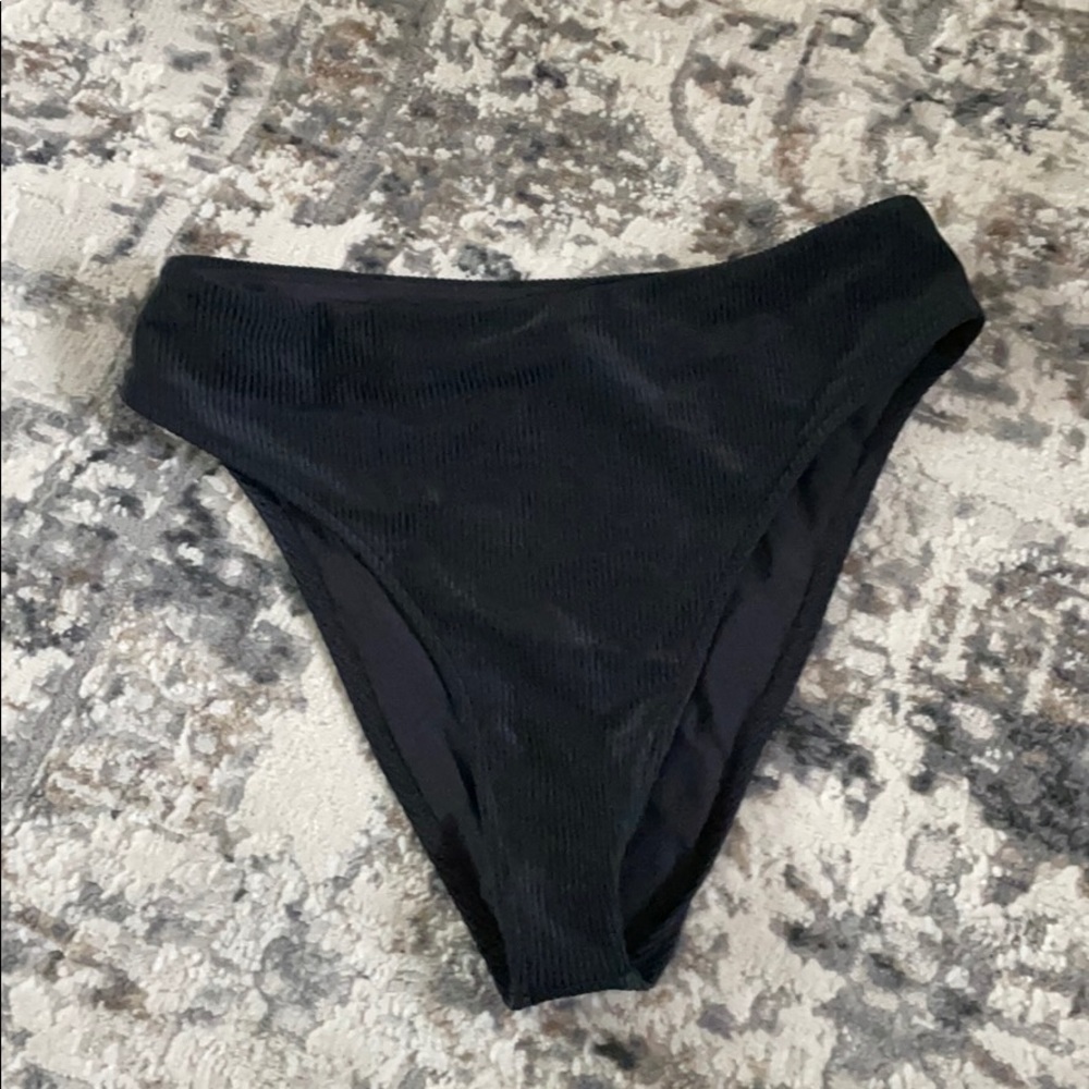 Frankies Bikinis Jenna Bottom - Black - L